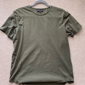 Men’s t-shirt